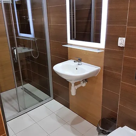 Silver Bed & Breakfast 3*